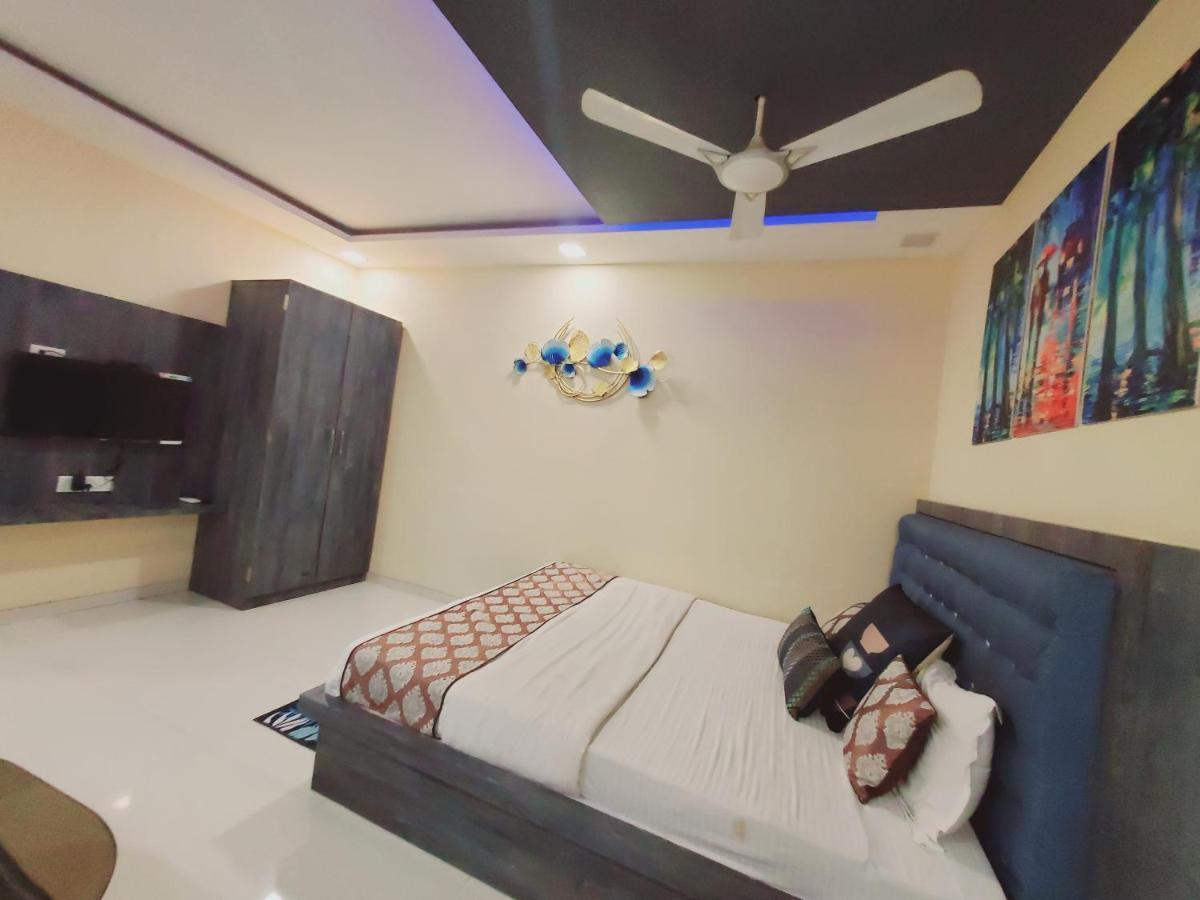 Hotel Mari Aai Residency Navi Mumbai Exteriör bild
