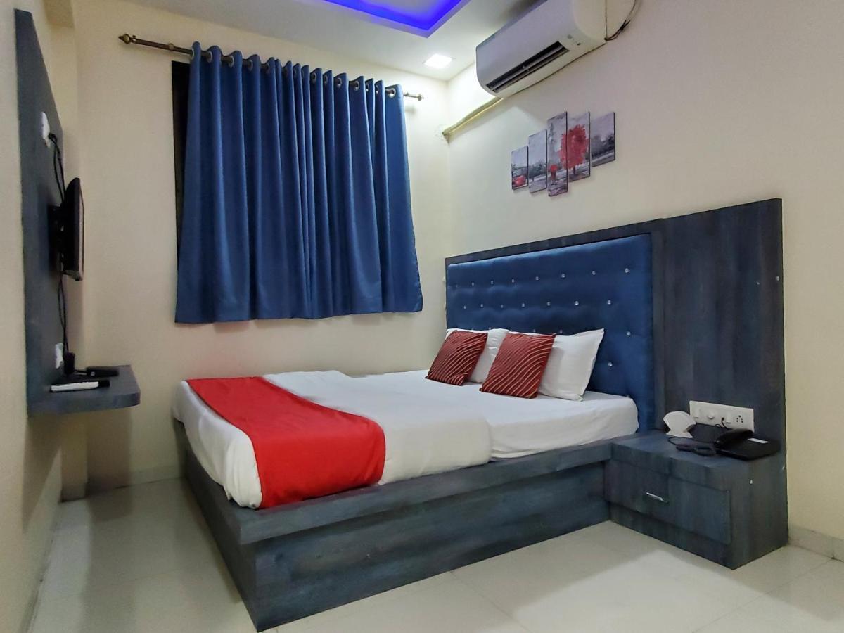 Hotel Mari Aai Residency Navi Mumbai Exteriör bild