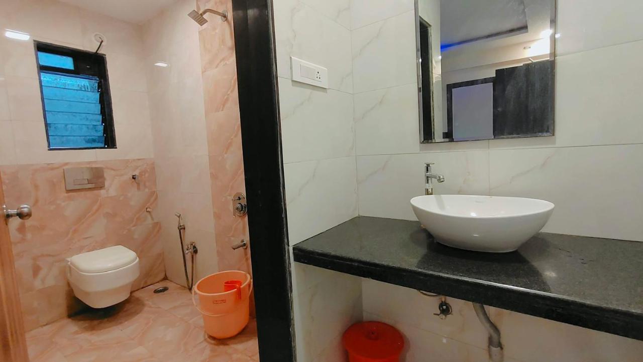 Hotel Mari Aai Residency Navi Mumbai Exteriör bild