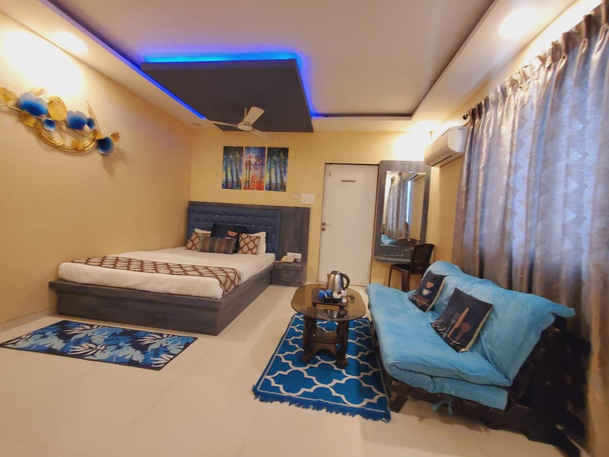 Hotel Mari Aai Residency Navi Mumbai Exteriör bild