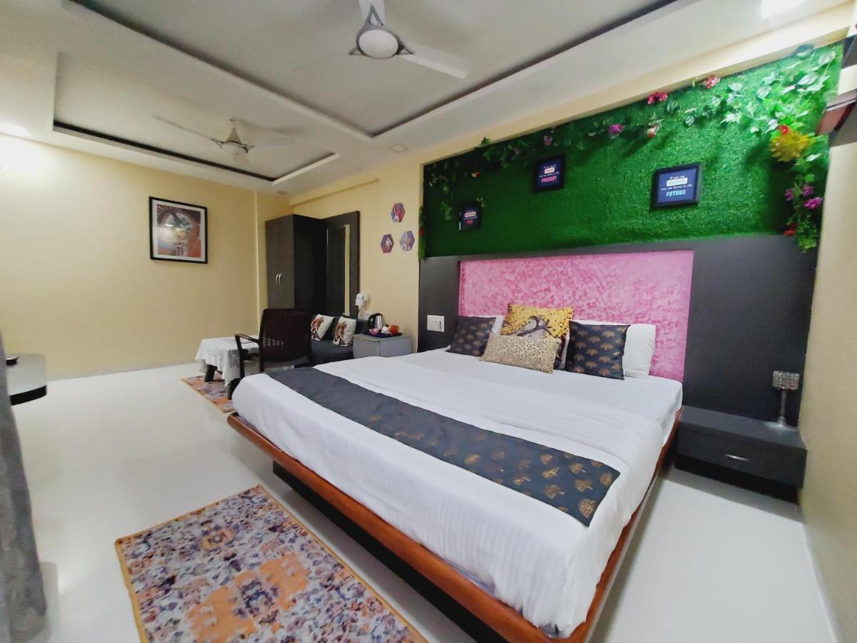 Hotel Mari Aai Residency Navi Mumbai Exteriör bild
