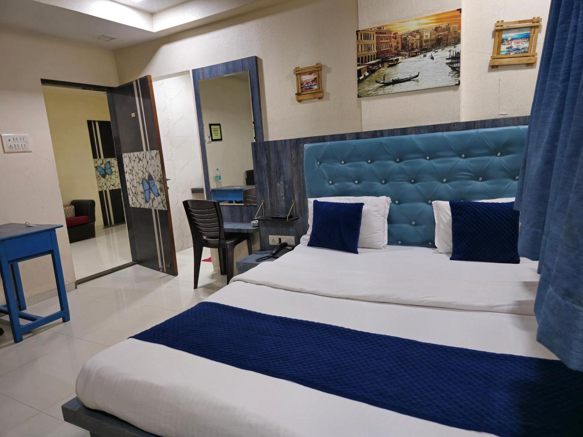 Hotel Mari Aai Residency Navi Mumbai Rum bild